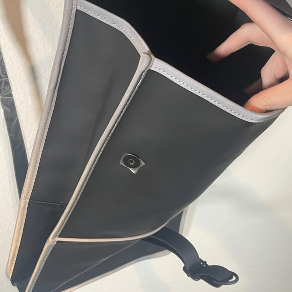 NWT Rains Backpack Waterproof Black Reflective - Picture 11 of 15